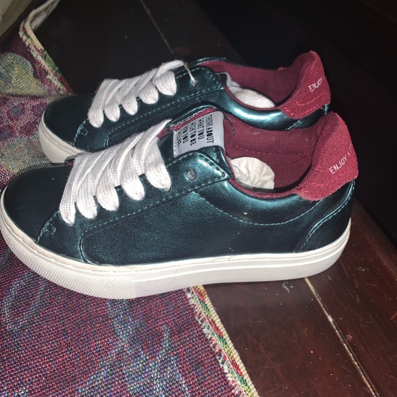 BRAND NEW NEVER WORN Zara girls sneakers US 10.5 - Picture 4 of 6